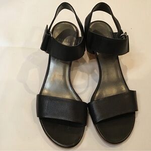 Stuart Weitzman Black Strap Tan Heel Sandals